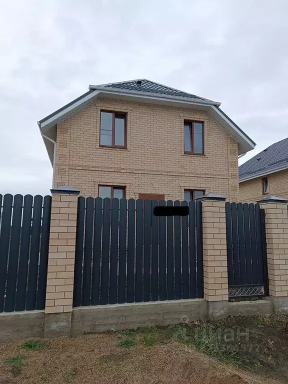 Дом в Краснодарский край, Темрюк ул. Мойка (106 м) - Фото 1