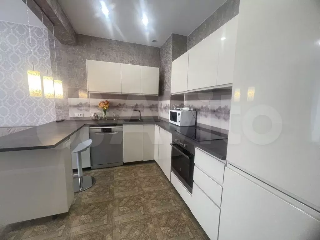 1-к. квартира, 45 м, 7/9 эт. - Фото 1