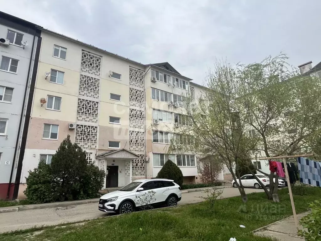 2-к кв. Калмыкия, Элиста Ипподромная ул., 96 (57.1 м) - Фото 0
