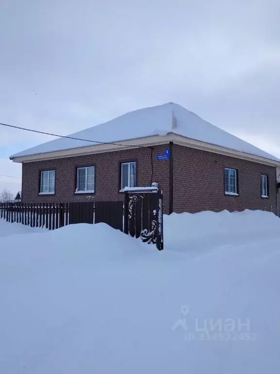 Дом в Башкортостан, Аскинский район, Евбулякский сельсовет, д. ... - Фото 0