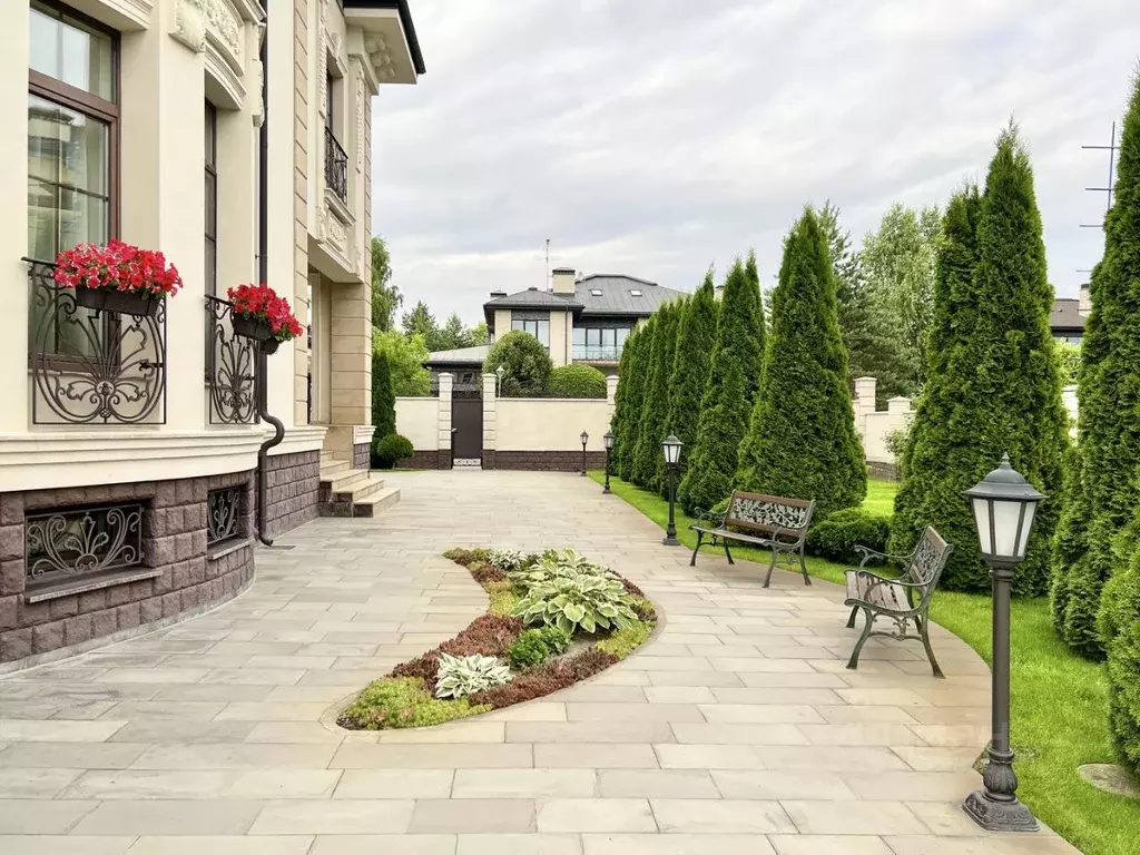 Дом в Москва д. Зименки, Антоновка кп, ул. Садовая, 11 (862 м) - Фото 1