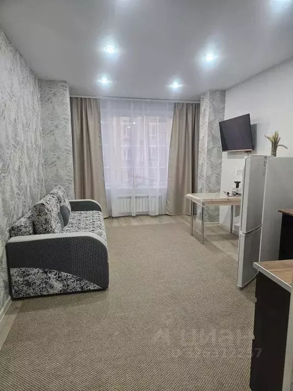 1-к кв. Хакасия, Абакан Трудовая ул., 84 (50.0 м) - Фото 1