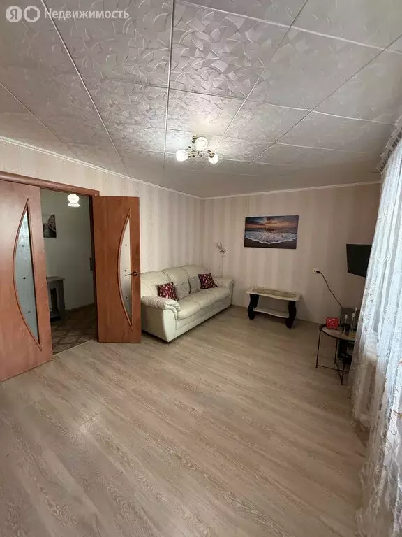 3-комнатная квартира: Киров, Первомайский район, Успенская улица, 51 ... - Фото 1