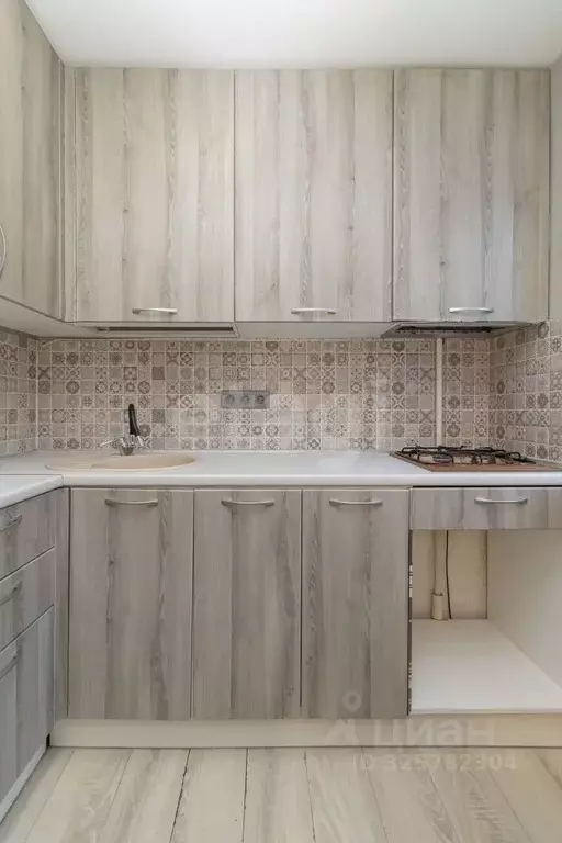 2-к кв. Тюменская область, Тюмень проезд Геологоразведчиков, 36 (48.0 ... - Фото 1