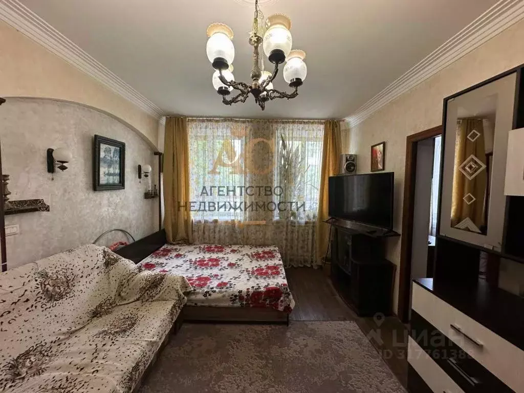 3-к кв. Крым, Феодосия ул. Базарная, 11/23 (76.0 м) - Фото 0