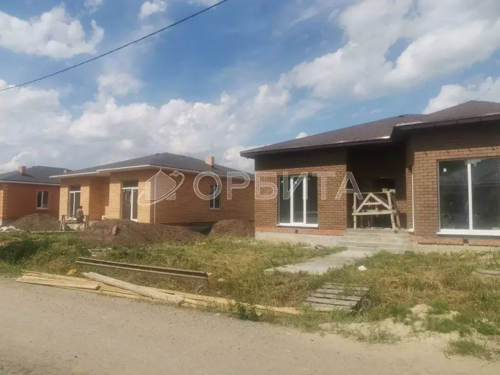 Дом в Тюменская область, Тюмень Лето-Парк кп, 332 (124 м) - Фото 1