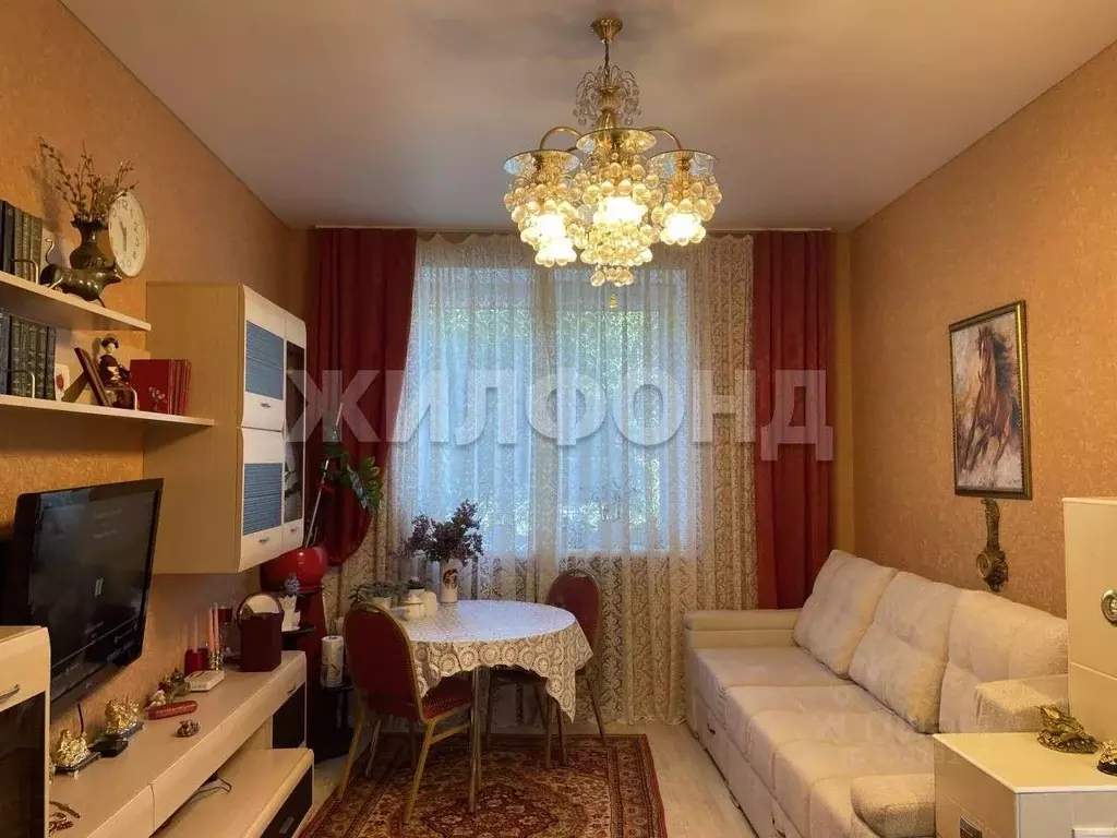 1-к кв. Новосибирская область, Новосибирск Вилюйская ул., 8 (44.5 м) - Фото 1