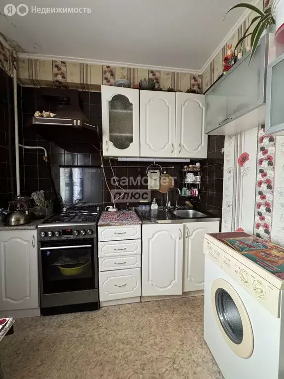 3-комнатная квартира: Ижевск, Заречное шоссе, 59 (54 м) - Фото 0