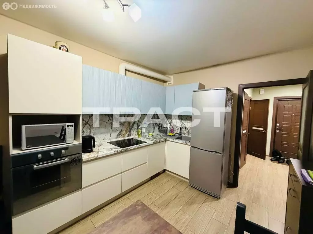 3-комнатная квартира: Воронеж, улица Владимира Невского, 38 (81 м) - Фото 1