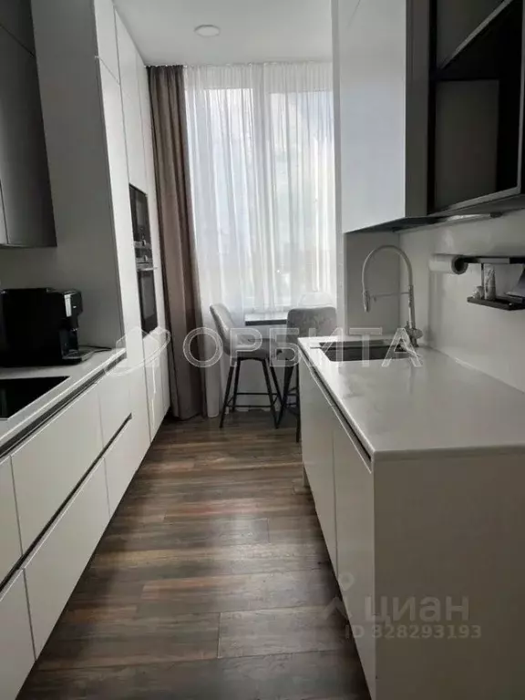 4-к кв. Тюменская область, Тюмень ул. Газовиков, 73 (80.7 м) - Фото 2