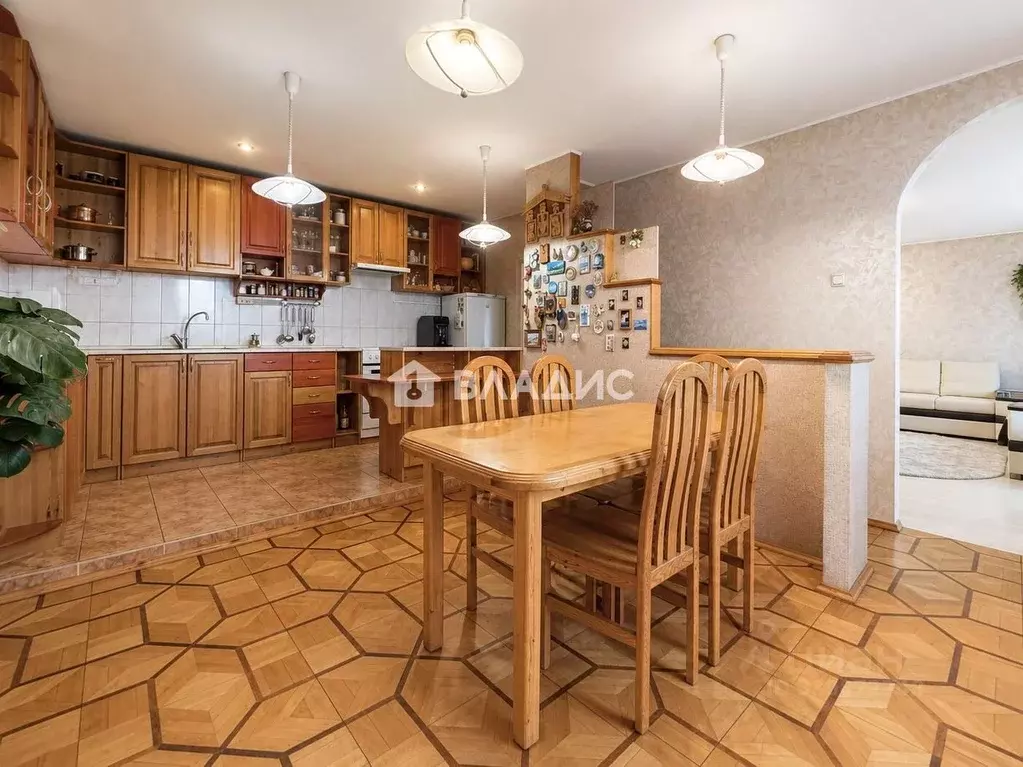 3-к кв. Карелия, Петрозаводск Советская ул., 7А (191.2 м) - Фото 1