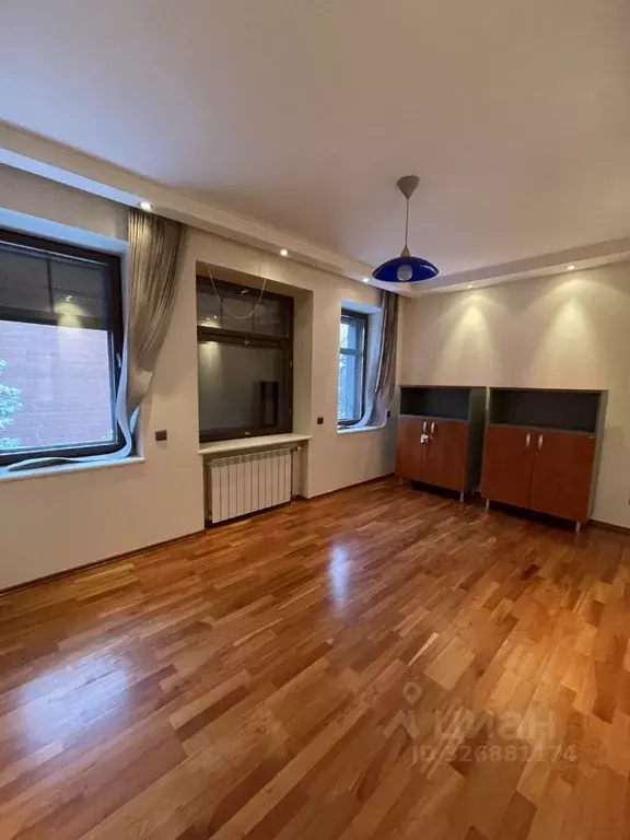 6-к кв. Санкт-Петербург Парголовский пер., 9/87 (263.5 м) - Фото 1