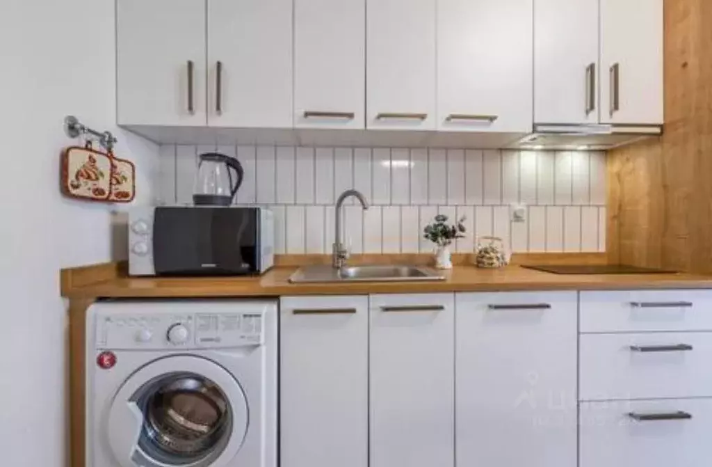 2-к кв. Краснодарский край, Сочи Центральный мкр, ул. Войкова, 33 ... - Фото 2