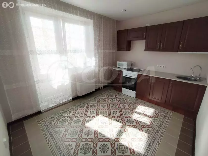 1-комнатная квартира: Тюмень, Кремлёвская улица, 110к3 (43.5 м) - Фото 1