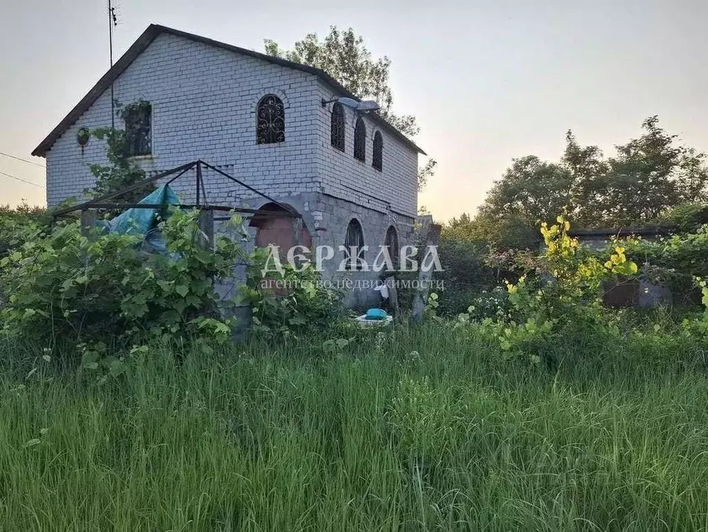 Дом в Белгородская область, Старооскольский городской округ, с. ... - Фото 0