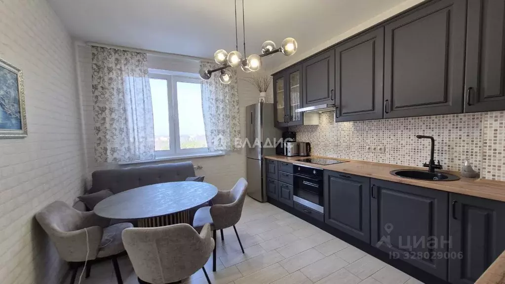 2-к кв. Московская область, Реутов ул. Октября, 52 (63.1 м) - Фото 1