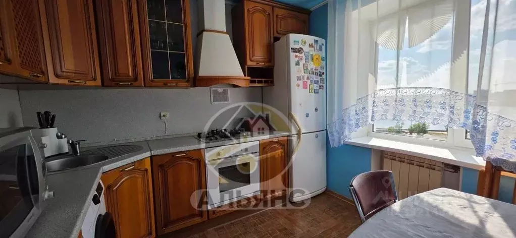 3-к кв. Ямало-Ненецкий АО, Новый Уренгой Молодежная ул., 17 (70.0 м) - Фото 1