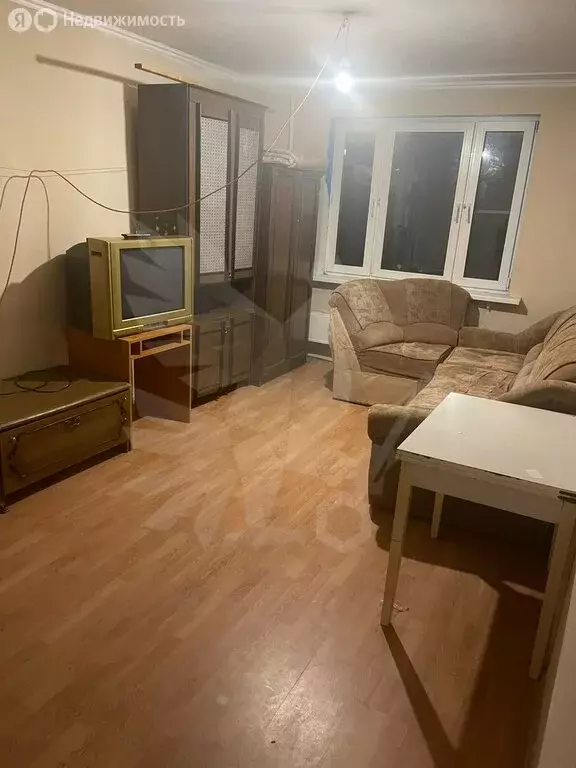 3-комнатная квартира: Химки, улица Бабакина, 8 (68 м) - Фото 0