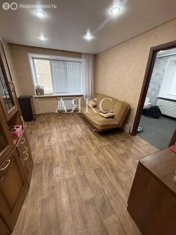 3-комнатная квартира: Ишимбай, улица Чкалова, 5 (51.5 м) - Фото 0