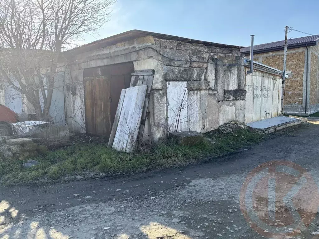 Гараж в Крым, Симферополь ул. Миллера, 70 (21 м) - Фото 1
