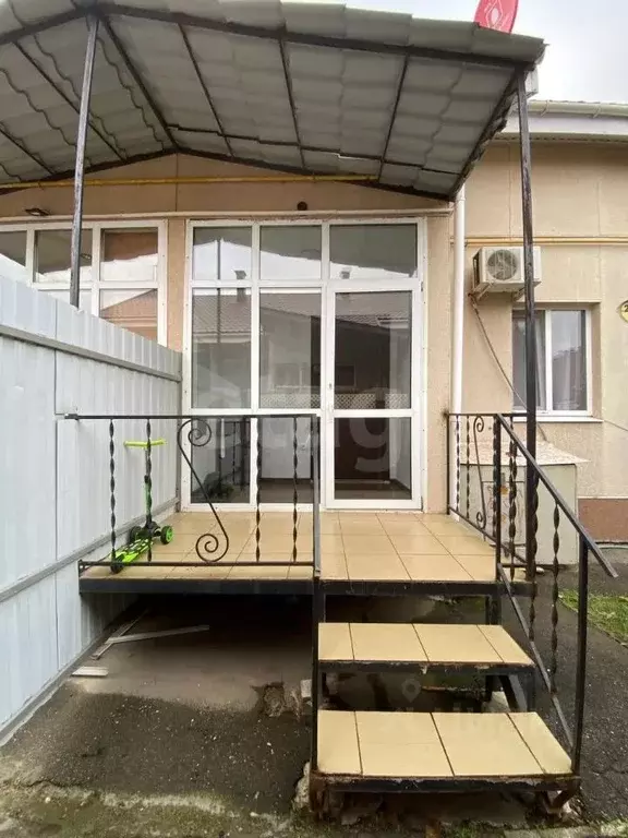 Таунхаус в Саратовская область, Энгельс проезд 1-й Садовый, 2/4 (46 м) - Фото 1