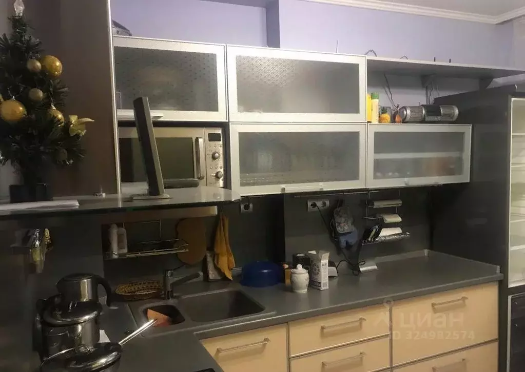 3-к кв. Белгородская область, Старый Оскол Восточный мкр, 10 (75.0 м) - Фото 1