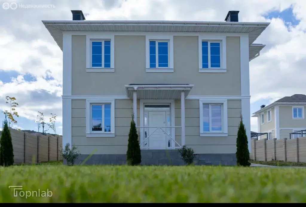 Дом в Трудовское сельское поселение, село Строгоновка (165 м) - Фото 1