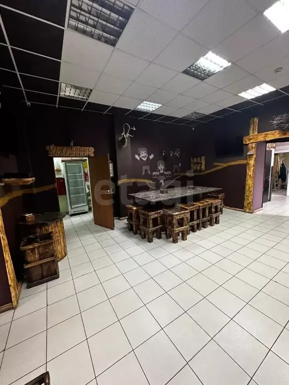 Помещение свободного назначения в Тюменская область, Тюмень ул. ... - Фото 1