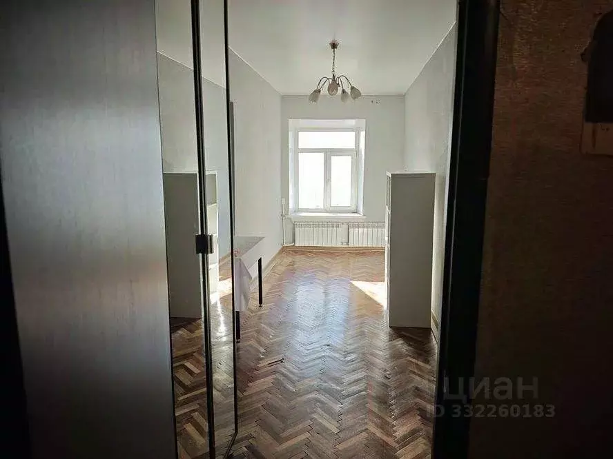 Комната Санкт-Петербург Греческий просп., 11 (13.0 м) - Фото 1