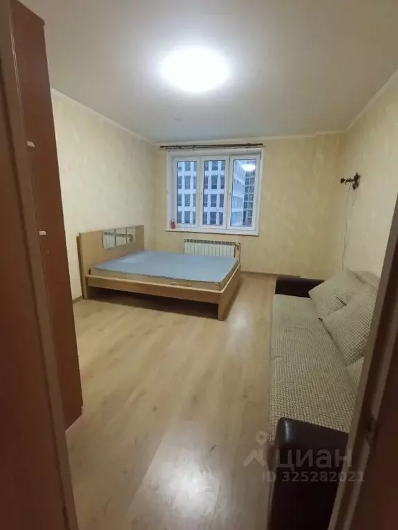 2-к кв. Свердловская область, Екатеринбург ул. Билимбаевская, 37 (54.0 ... - Фото 1