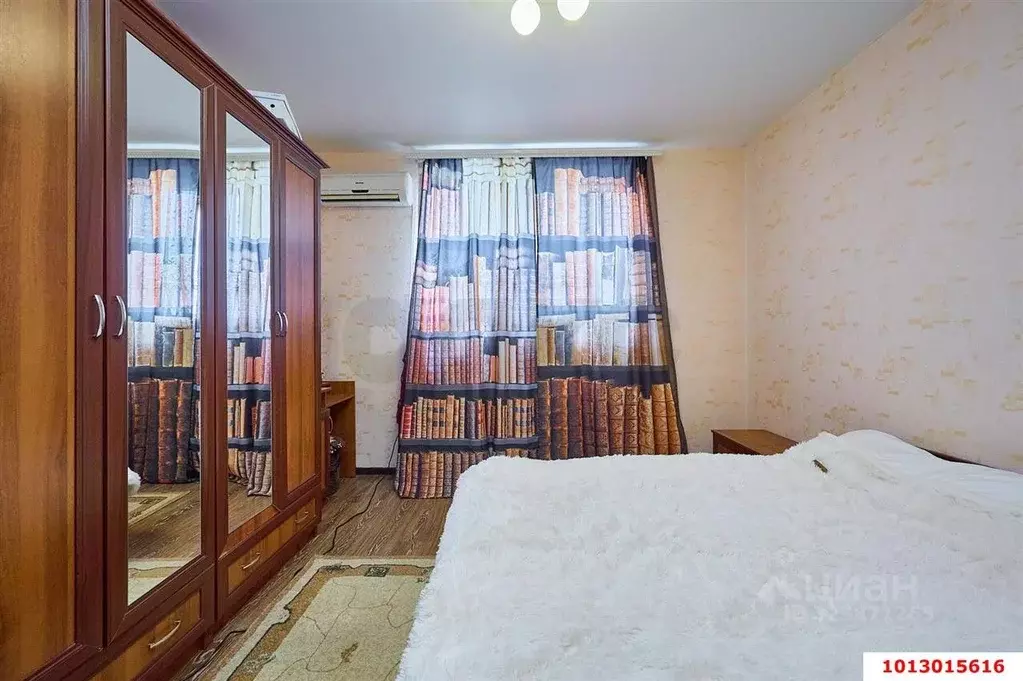 2-к кв. Краснодарский край, Краснодар Школьный мкр, ул. Филатова (80.5 ... - Фото 1