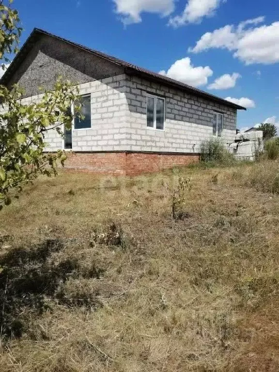 Дом в Белгородская область, Шебекинский городской округ, с. Дмитриевка ... - Фото 0