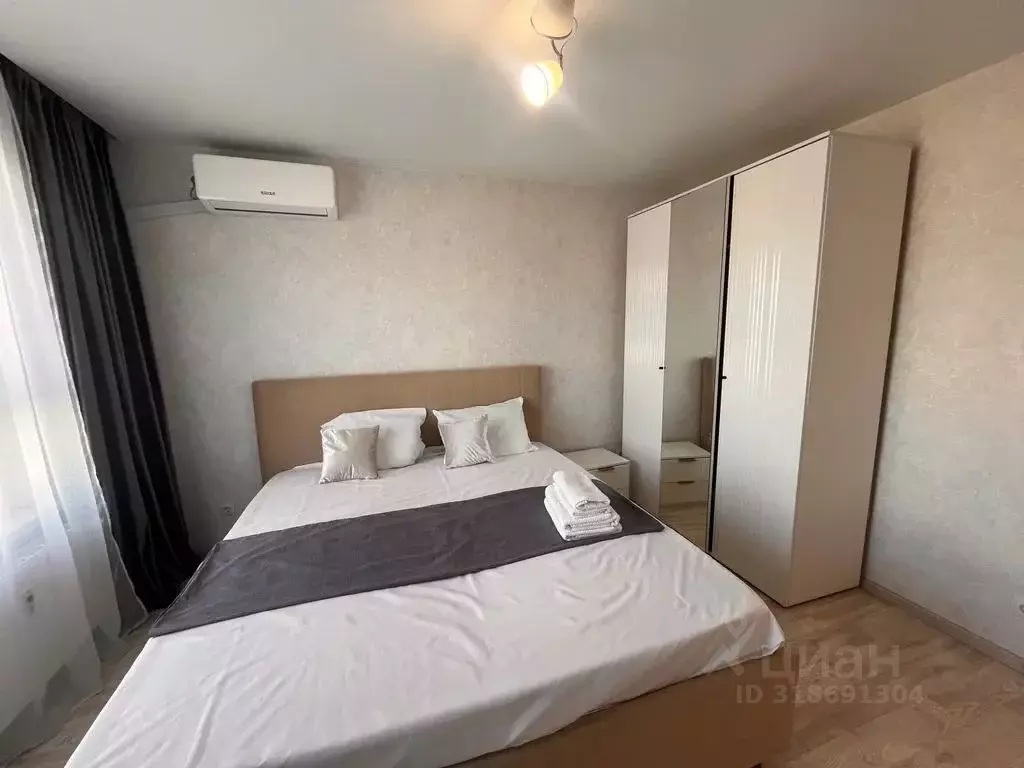 2-к кв. Краснодарский край, Новороссийск ул. Имени Владимира Бута, 6 ... - Фото 0