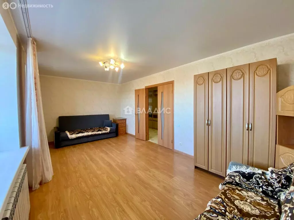 2-комнатная квартира: Смоленск, улица Академика Петрова, 16 (69 м) - Фото 1