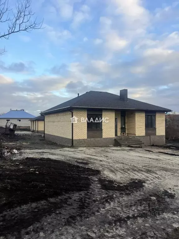 Дом в Белгородская область, Белгородский район, Тавровское с/пос, с. ... - Фото 1