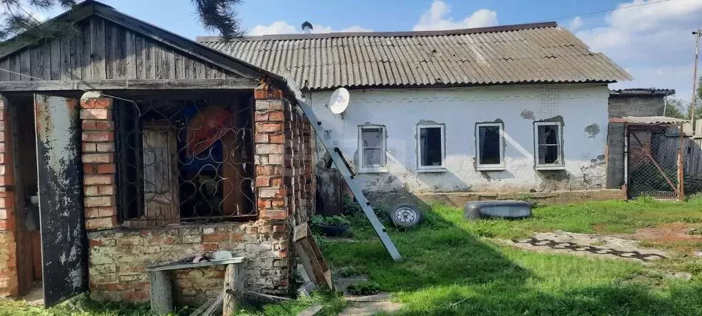 Дом в Тульская область, Узловский район, Шахтерское с/пос, с. Высоцкое ... - Фото 0