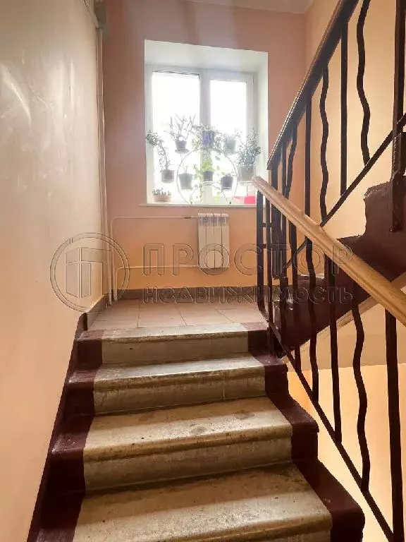 Продается 2-комнатная квартира - Фото 1