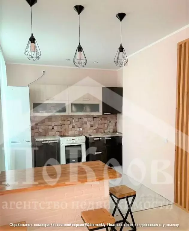 Студия Омская область, Омск ул. 70 лет Октября, 3/1 (42.0 м) - Фото 1