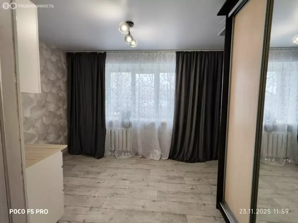 1к в 8-комнатной квартире (14.1 м) - Фото 1