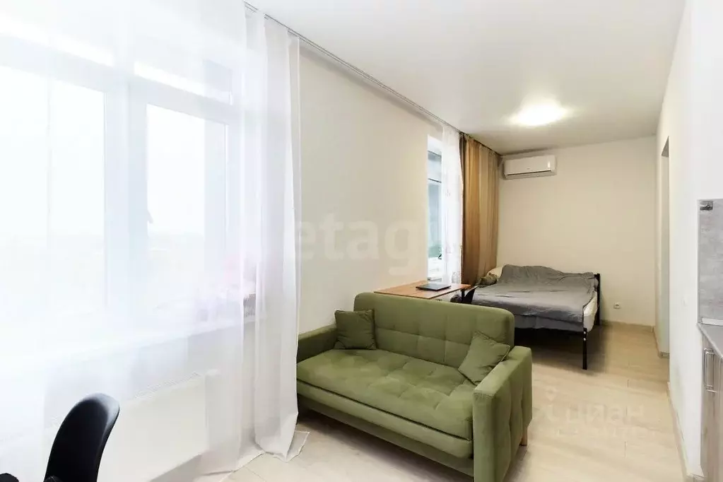 Студия Тюменская область, Тюмень Харьковская ул., 74 (27.6 м) - Фото 1