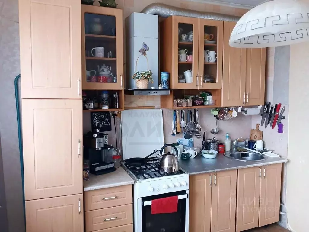 3-к кв. Калужская область, Калуга Турынино мкр, ул. Советская, 34 ... - Фото 2