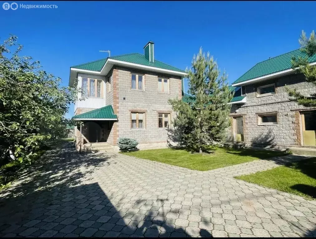 Дом в село Чесноковка, Коммунистическая улица, 9 (300 м) - Фото 1