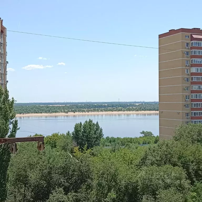 3-к кв. Волгоградская область, Волгоград Грушевская ул., 11 (64.1 м) - Фото 0