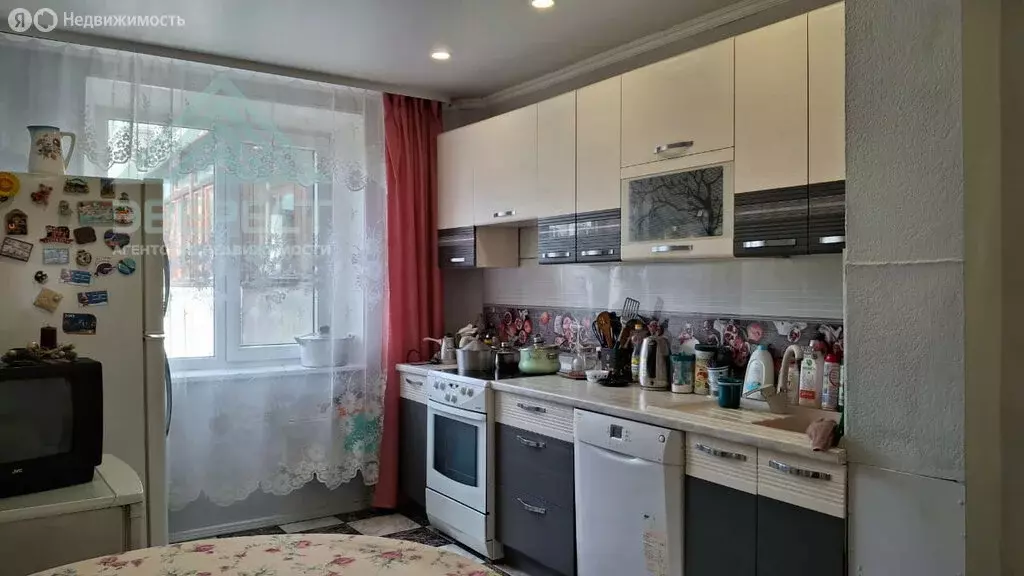 4-комнатная квартира: Абакан, улица Крылова, 96 (103.9 м) - Фото 1