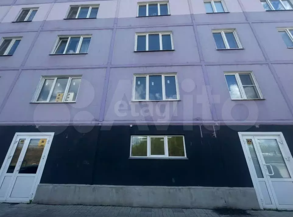 Продам торговое помещение, 67 м - Фото 1
