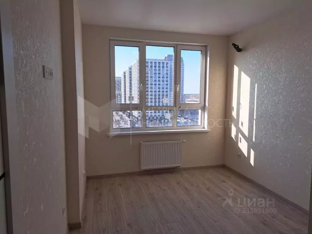1-к кв. Тюменская область, Тюмень ул. Краснооктябрьская, 4Ак2 (35.0 м) - Фото 1
