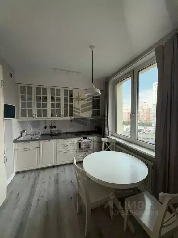 2-к кв. Москва Мосфильмовская ул., 88к2с5 (60.0 м) - Фото 0