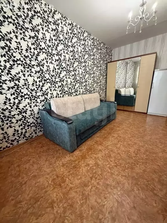 3-комнатная квартира: Саратов, улица имени П.М. Зыбина, 8 (74 м) - Фото 2