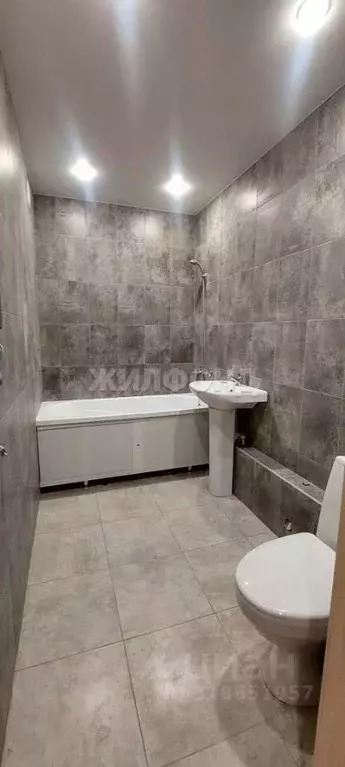 1-к кв. Новосибирская область, Новосибирск Затулинский жилмассив, ул. ... - Фото 0