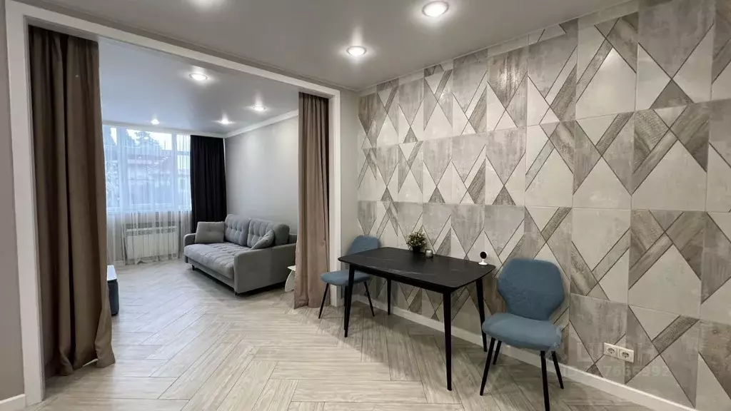 2-к кв. Краснодарский край, Сочи Светлана мкр, ул. Депутатская, 10 ... - Фото 2